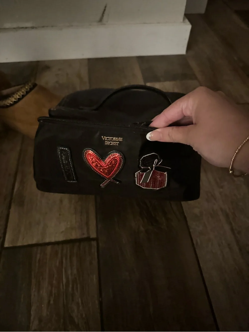 Victorias Secret compact victoria